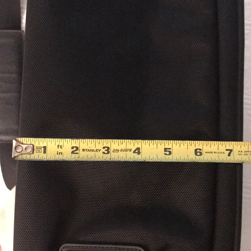 New Samsonite Black Carry On Shoulder Bag Computer Compartment Suitcase Luggage